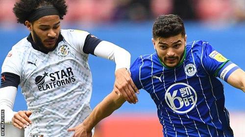 لوتون تاون vs ويغان أثليتيك